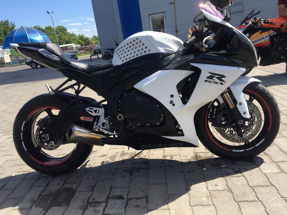 Продам GSX-R