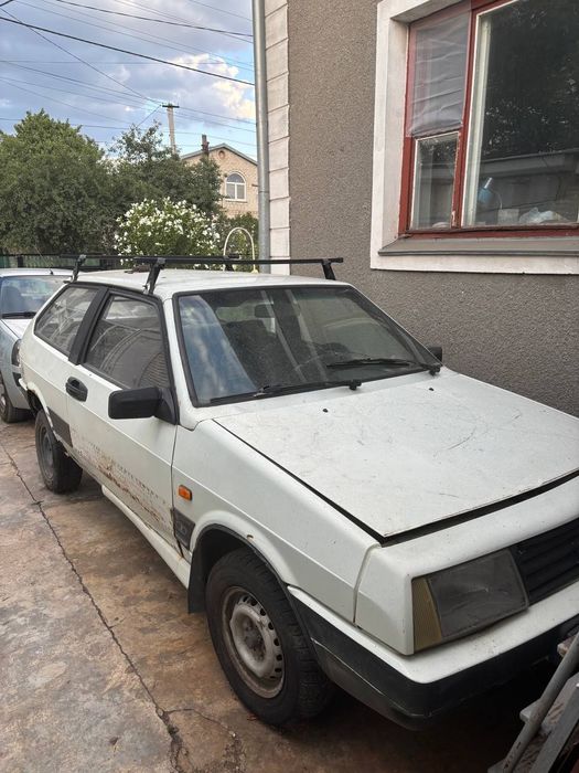 Автомобіль ВАЗ 2108