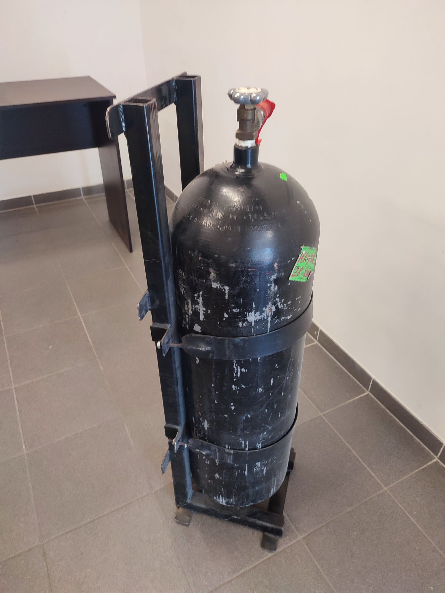 Butla gazowa 50kg + stojak