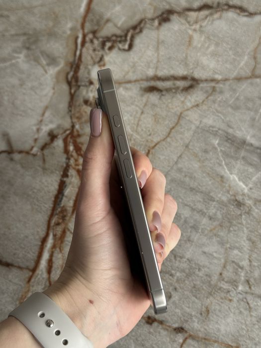 Apple iPhone 16 Pro 128gb Natural Titanium Neverlock