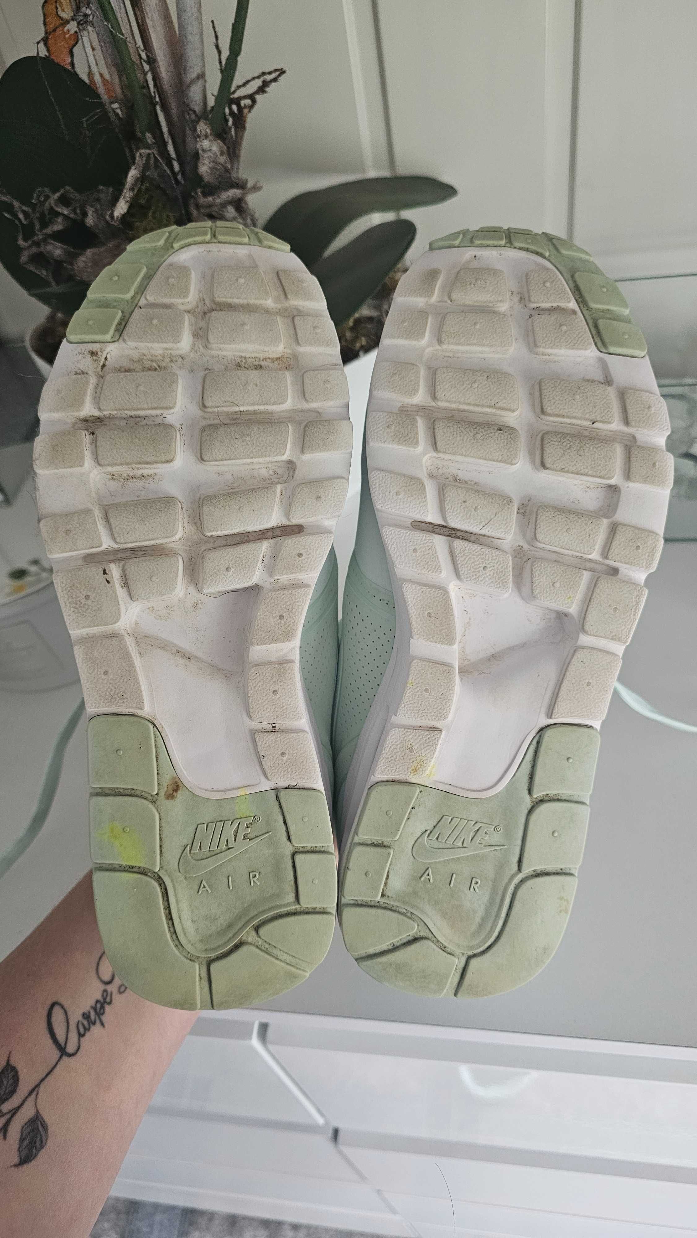 Buty damskie mietowe nike air max
