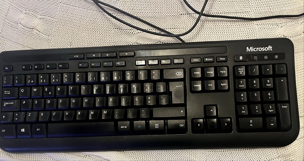 Teclado Microsoft como novo