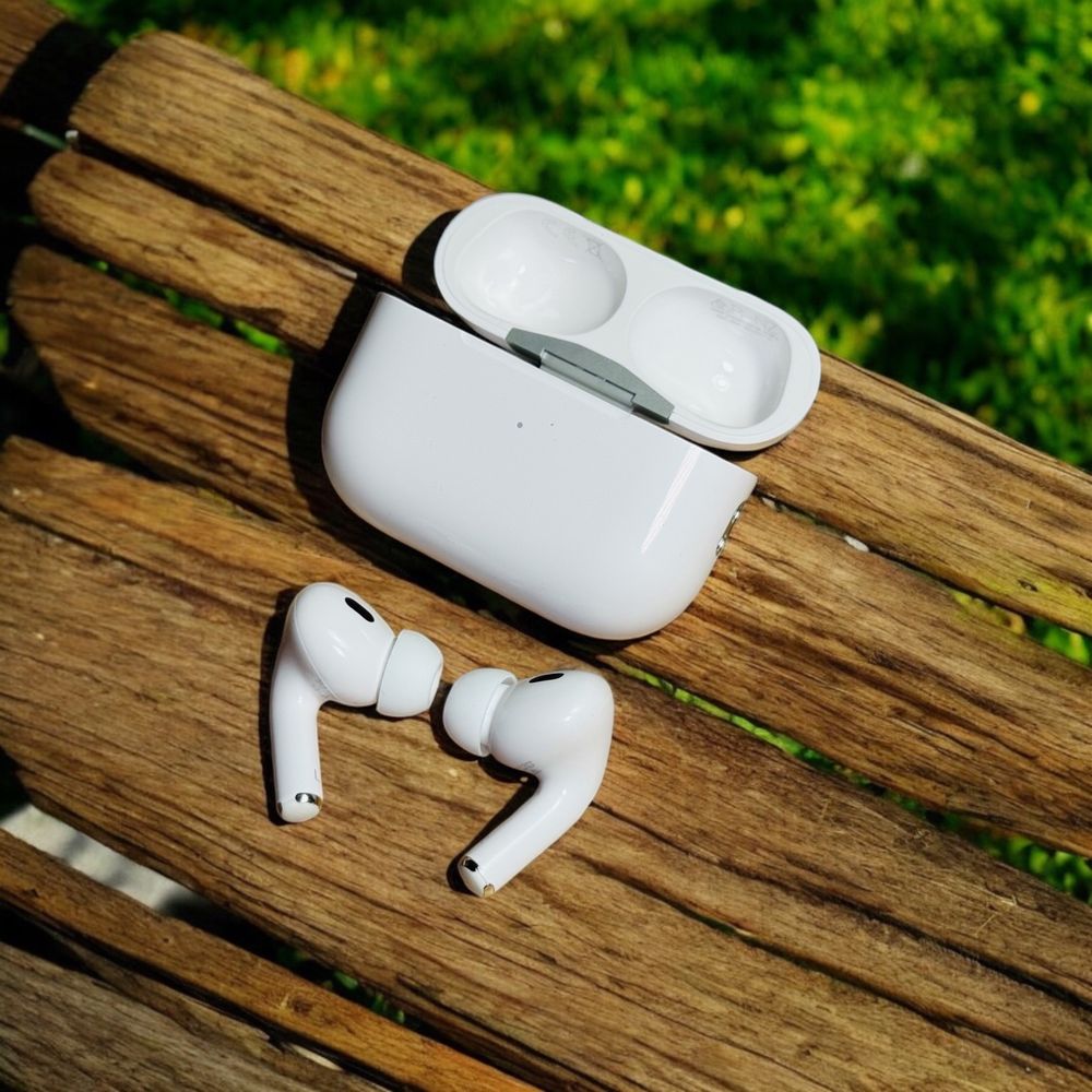 AirPods Pro 2 (2025) + Gwarancja na rok • Nowe i fabrycznie zapakowane