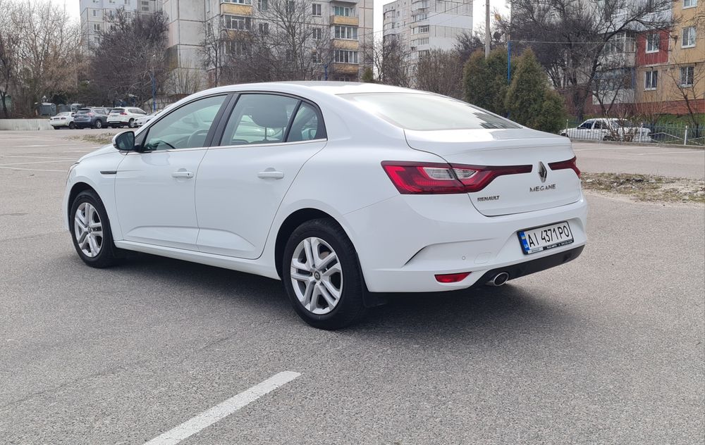 Renault Megane Sedan. ОФІЦИАЛ