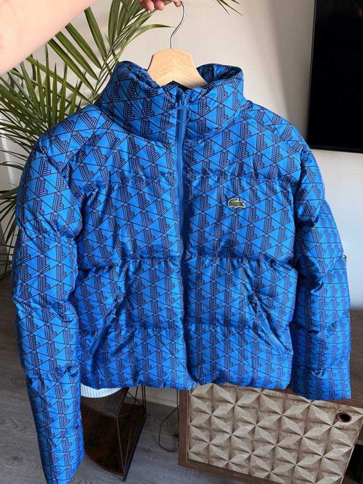 Lacoste жіночий пуховик S розмір новий