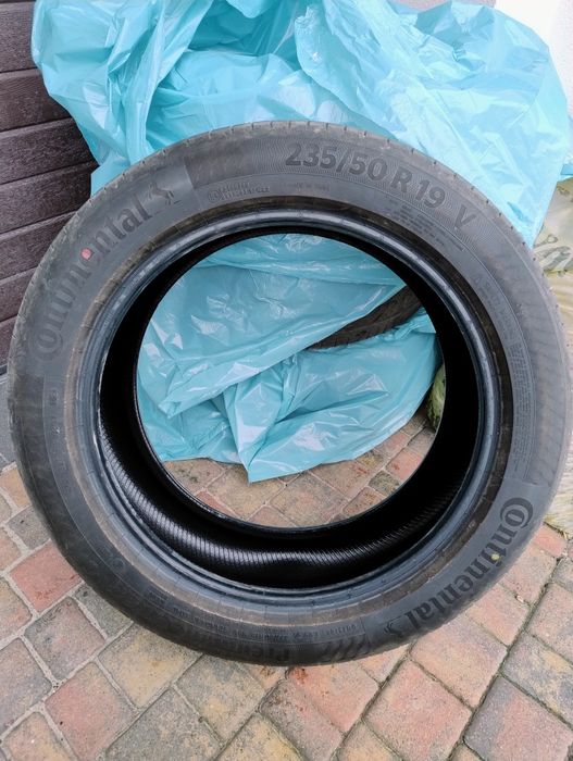 Opony Continental Premium Contact C