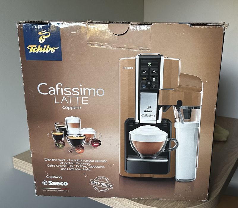 Ekspres Saeco Cafissimo plus stojak i kawa