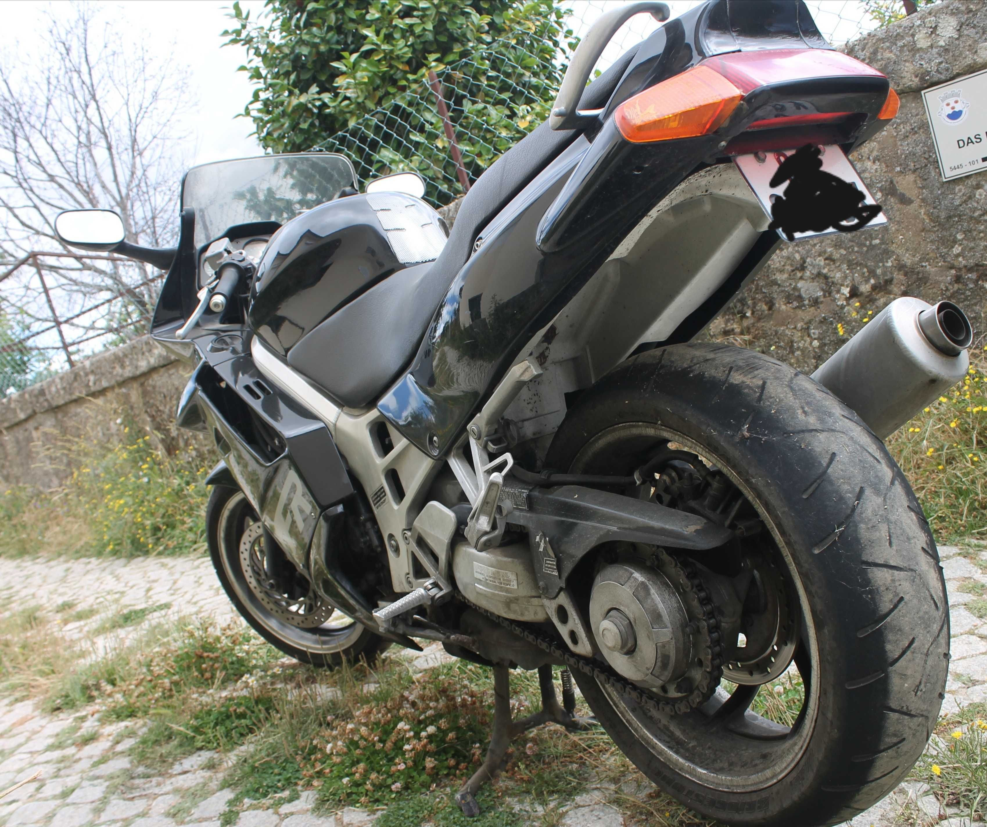 Mota Honda VFR 750 F