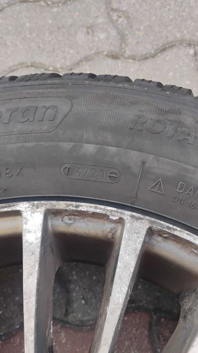 Alufelgi z oponami zimowymi 16" 5X114,3  215/60/16" cena za komplet.