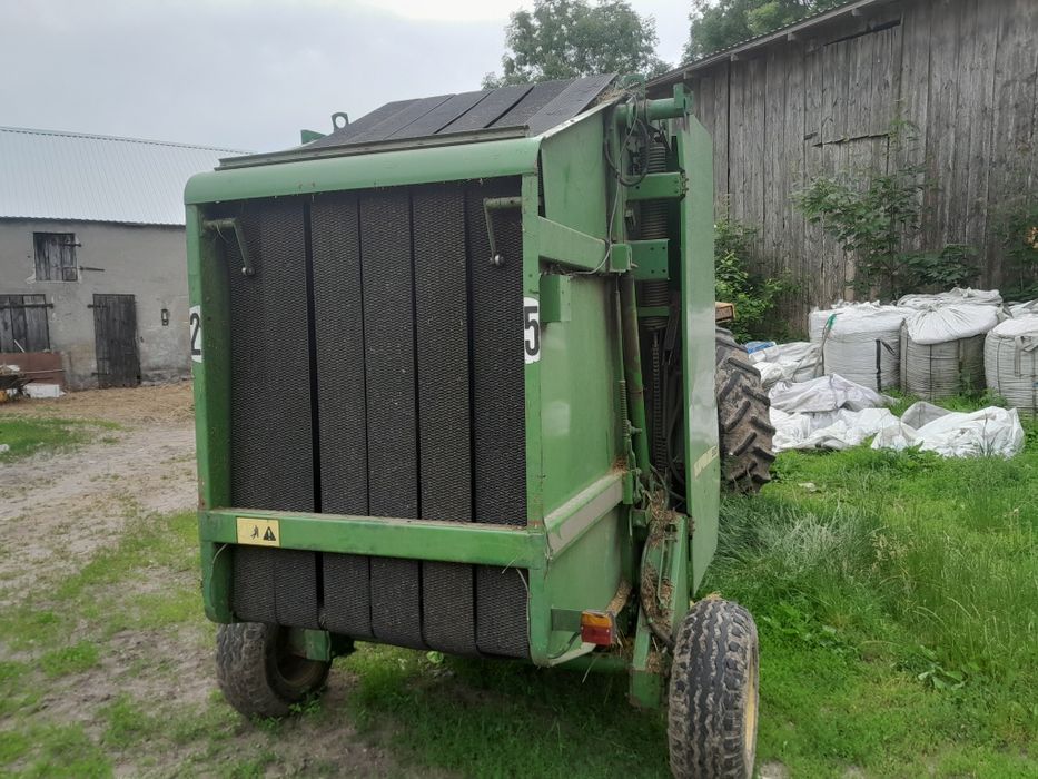 Prasa belująca pasowa zmiennokomorowa john deere  550