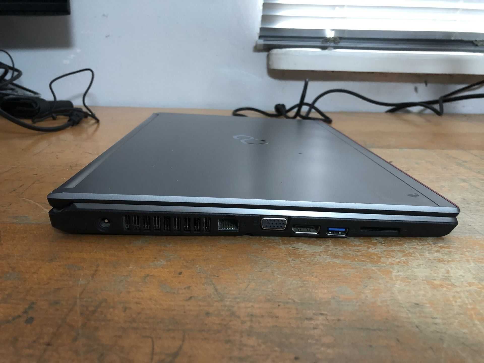 Ноутбук FUJITSU E754 I7-4712MQ