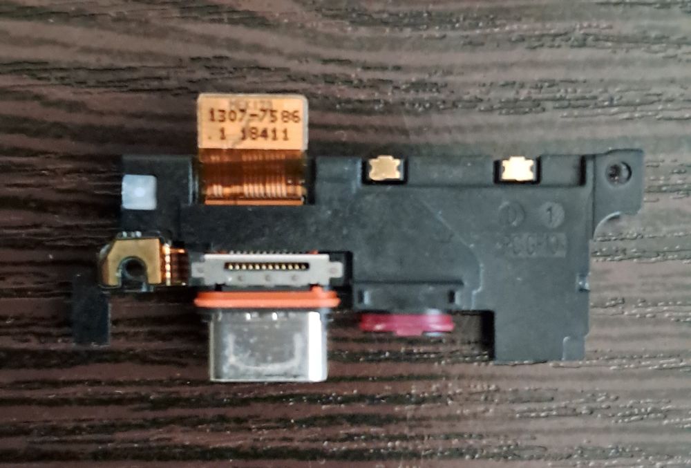 Розпродаж! Всі запчастини Sony Xperia XZ1 Compact G8441 за 200 грн.!