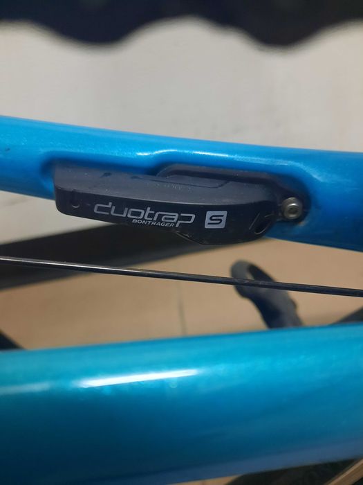 Trek Emonda SL5 full carbon Shimano 105, niebieski ,Bryton Aero 60