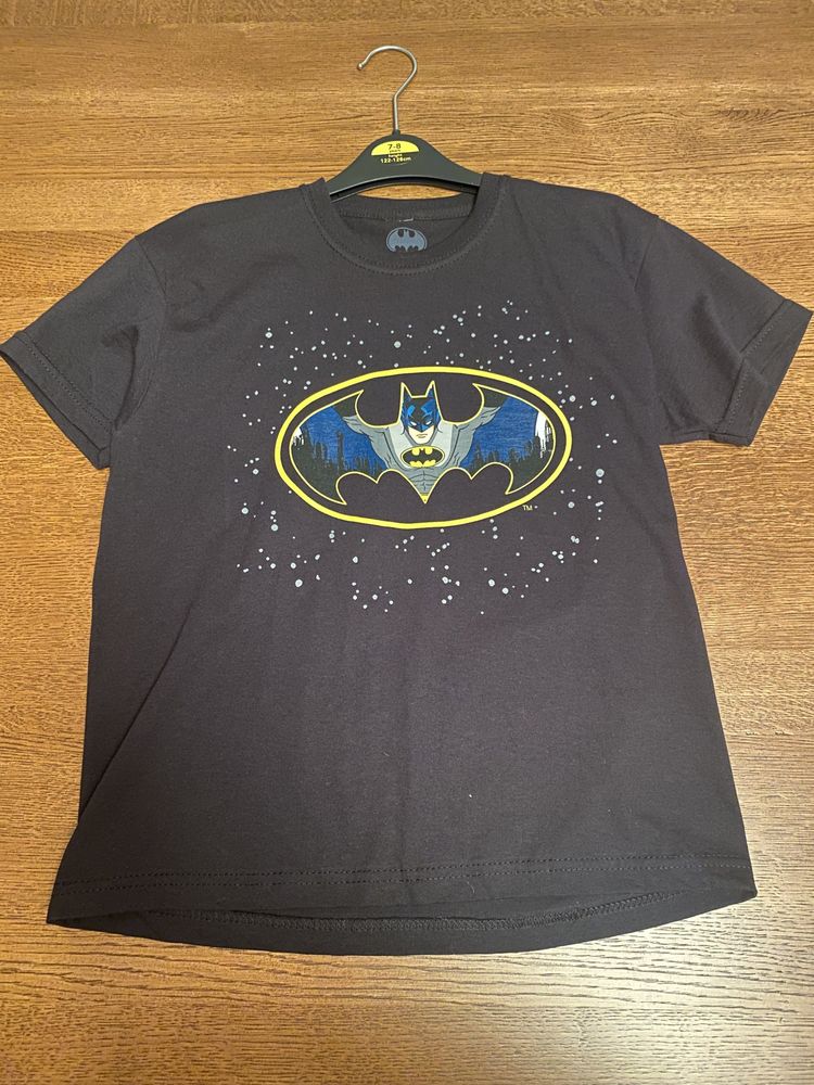 T- shirt 128 cm Koszulka Bluzka Batman Disney George 7-8 lat