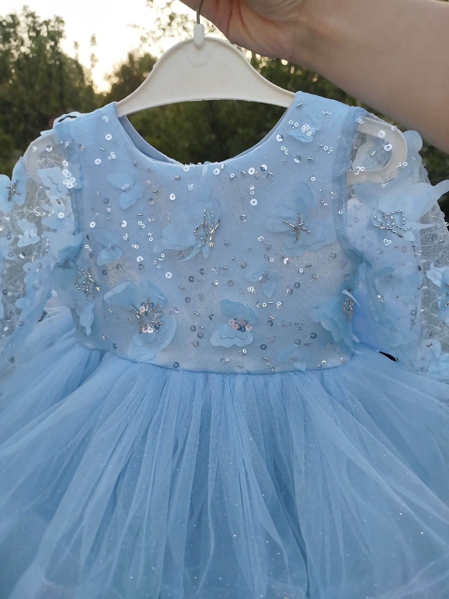 Сукня на дівчинку на 1 рік