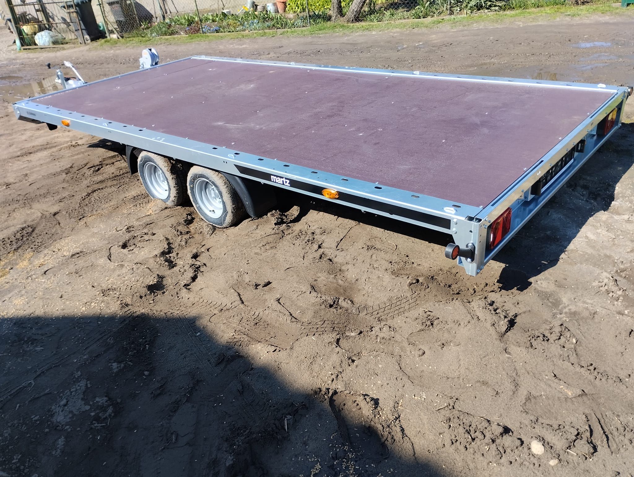 Laweta platforma GT PLATEAU 450/2 2,7T przyczepa samochodowa lawety