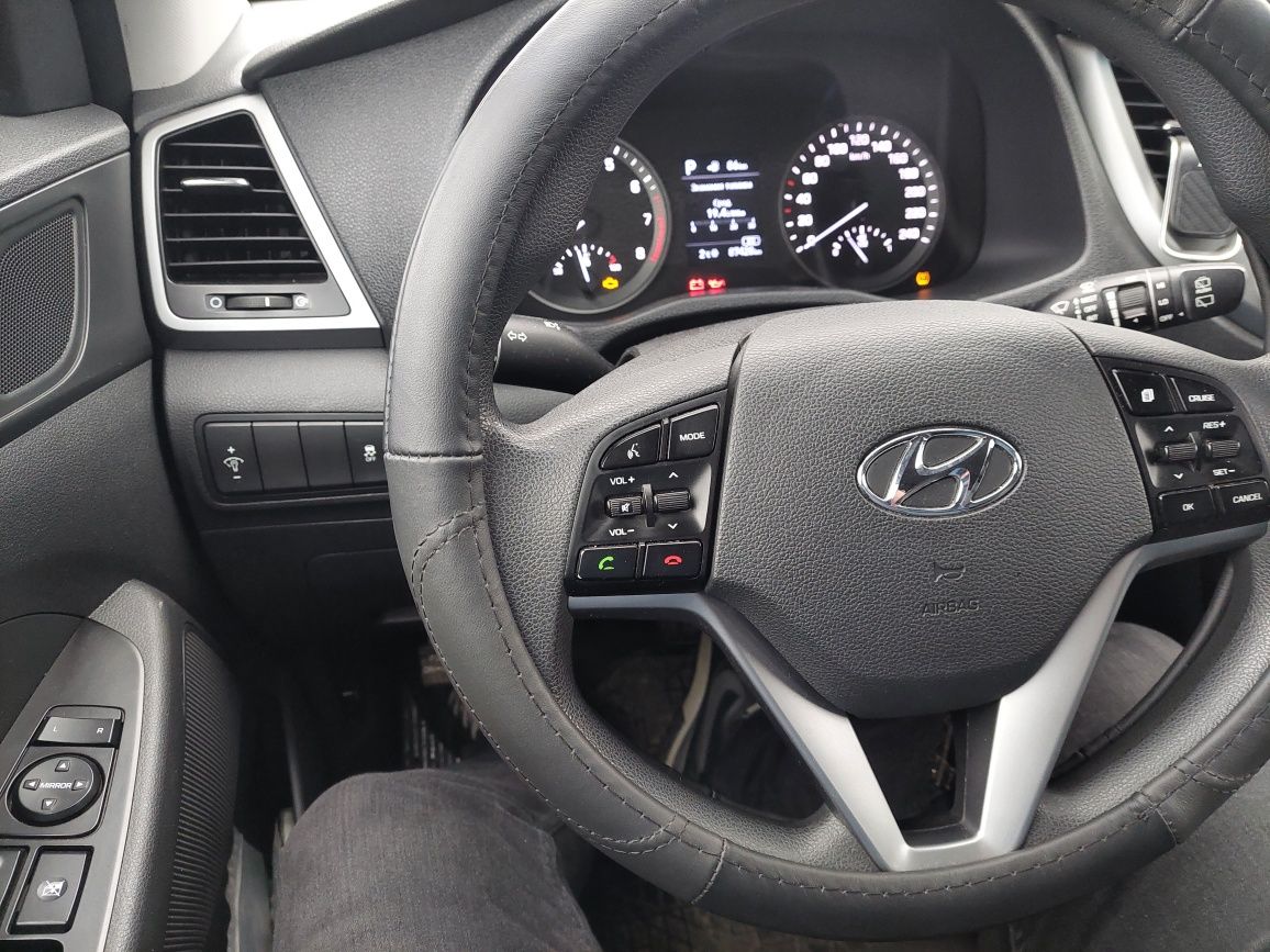 Hyundai Tucson SE 2.0L. 2016р.