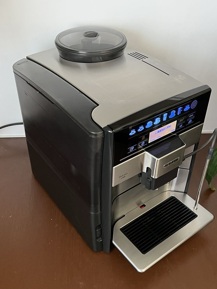 Кавомашина Siemens EQ.6 Plus s700