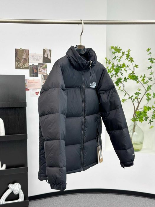 Czarna kurtka puchowa S