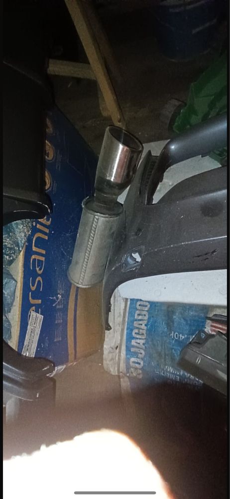 Panela de escape com ponteiras