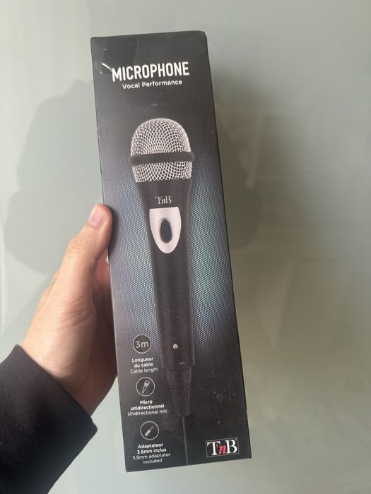 Microfone unidirecional