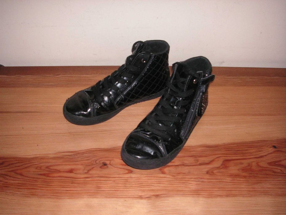 Ténis / Sapatilha / Bota menina Geox T/33