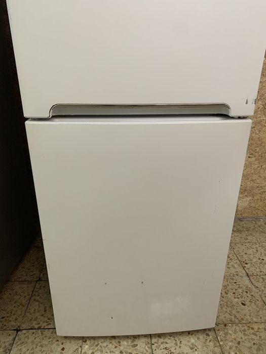 Frigorifico Daewoo combinado branco