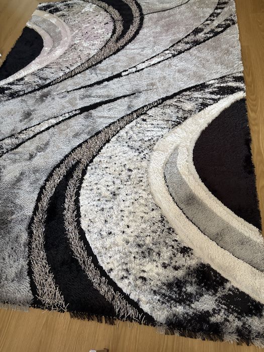 Carpete de Pêlo Alto, indicado para Sala. 290x200