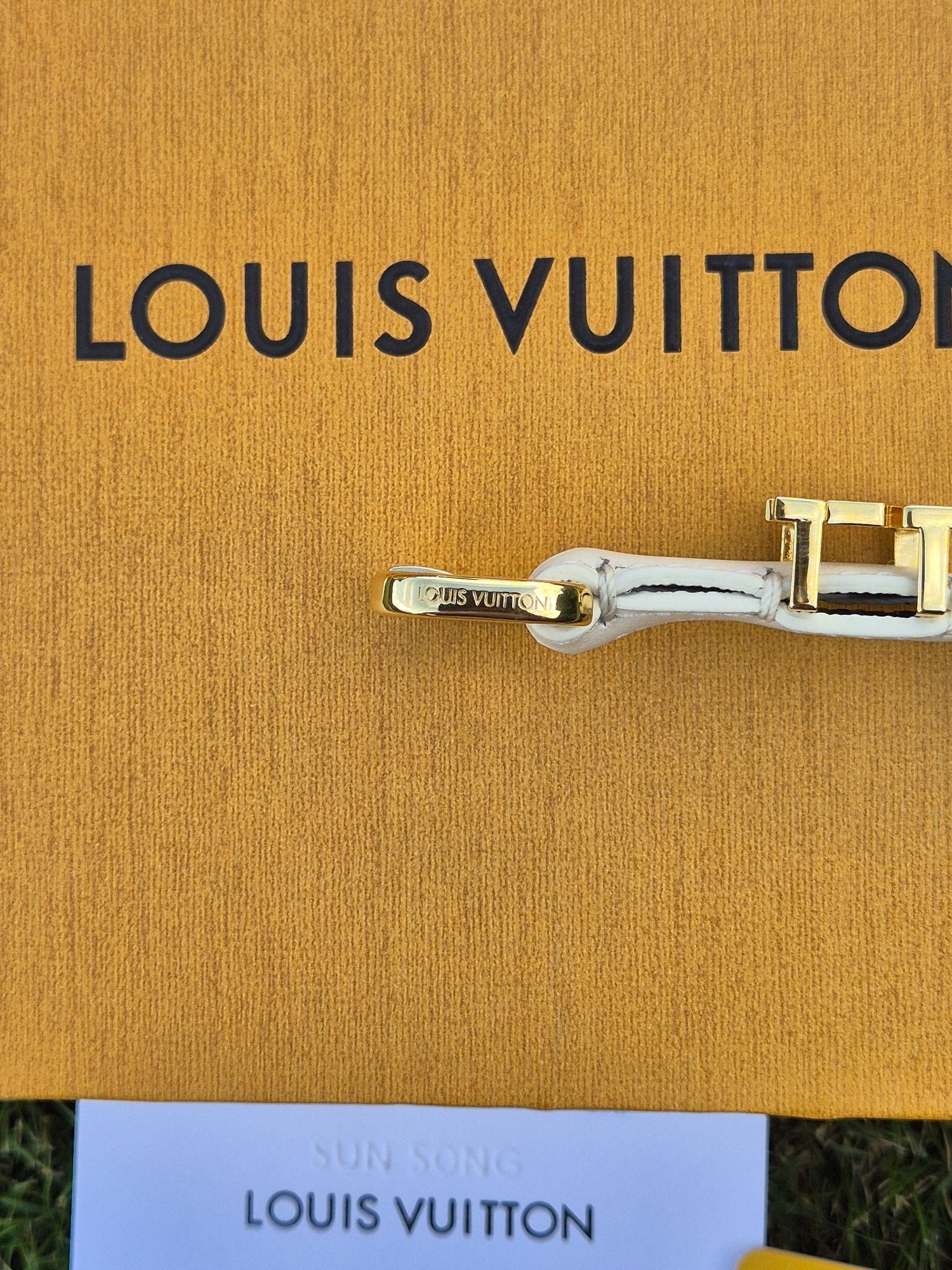 Louis Vuitton pasek biały z monogramem