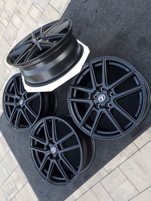 Lexus 18 " Felgi nowe 5x114,3 RX LBX NX alufelgi czarne