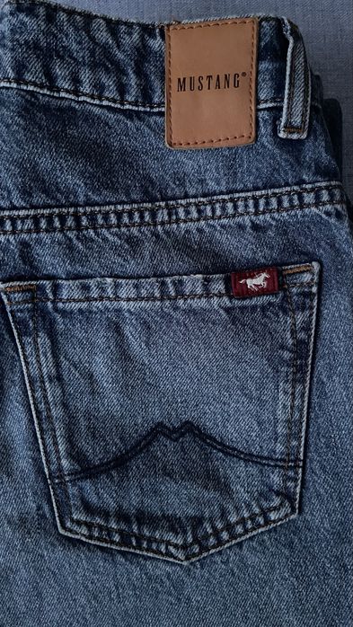 Джинси Mustang Jeans. Роз. S ,ідеальний стан