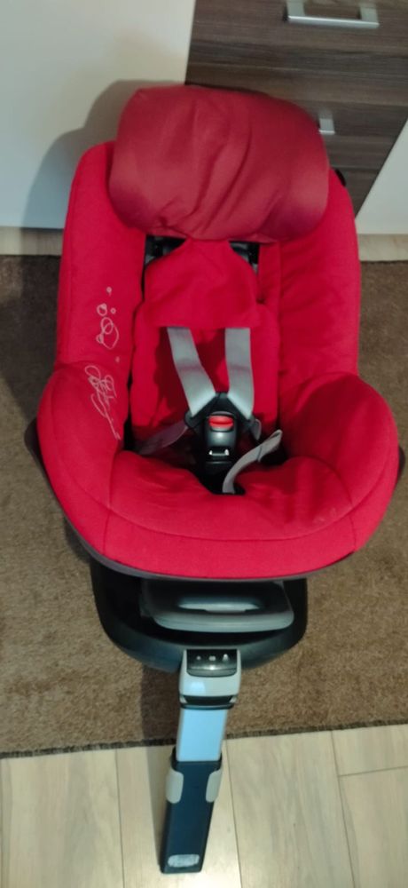 Fotelik samochodowy Baza Maxi Cosi Famili Fix isofix 9-18 kg