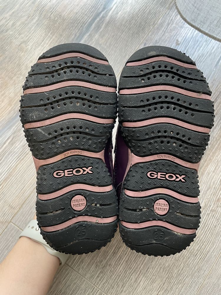 Geox демісезонні утеплені черевики