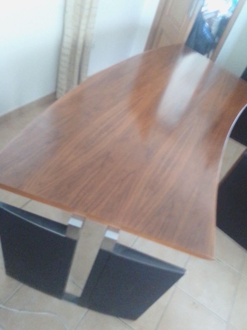 secretaria curvada
