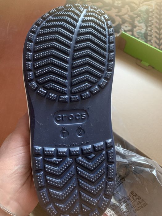 Продам кроксы мужские , 25см стелька