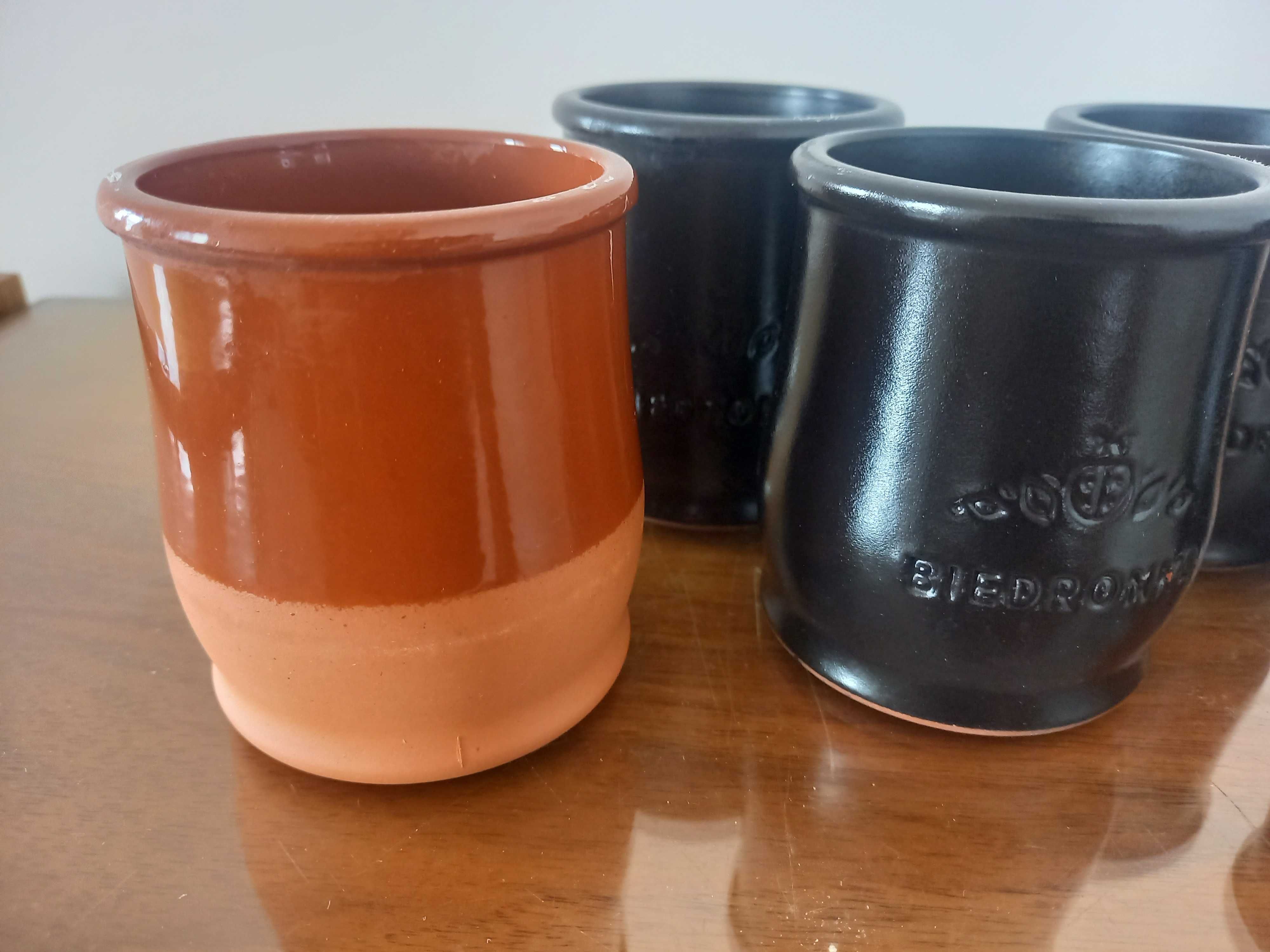 Ceramiczne kubeczki do grzanego wina