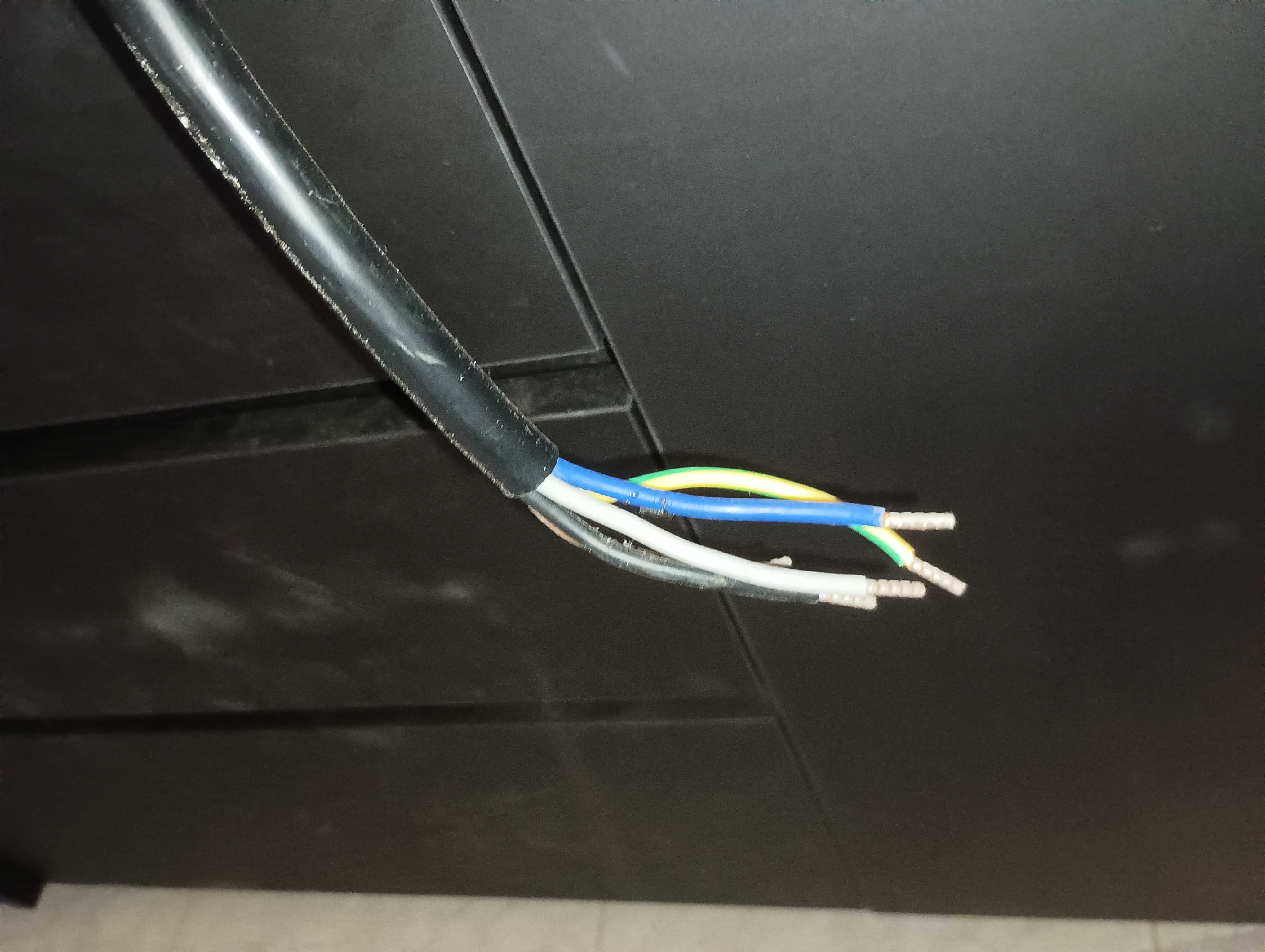 Placa de vitrocerâmica como nova. Não respondo a mensagem.