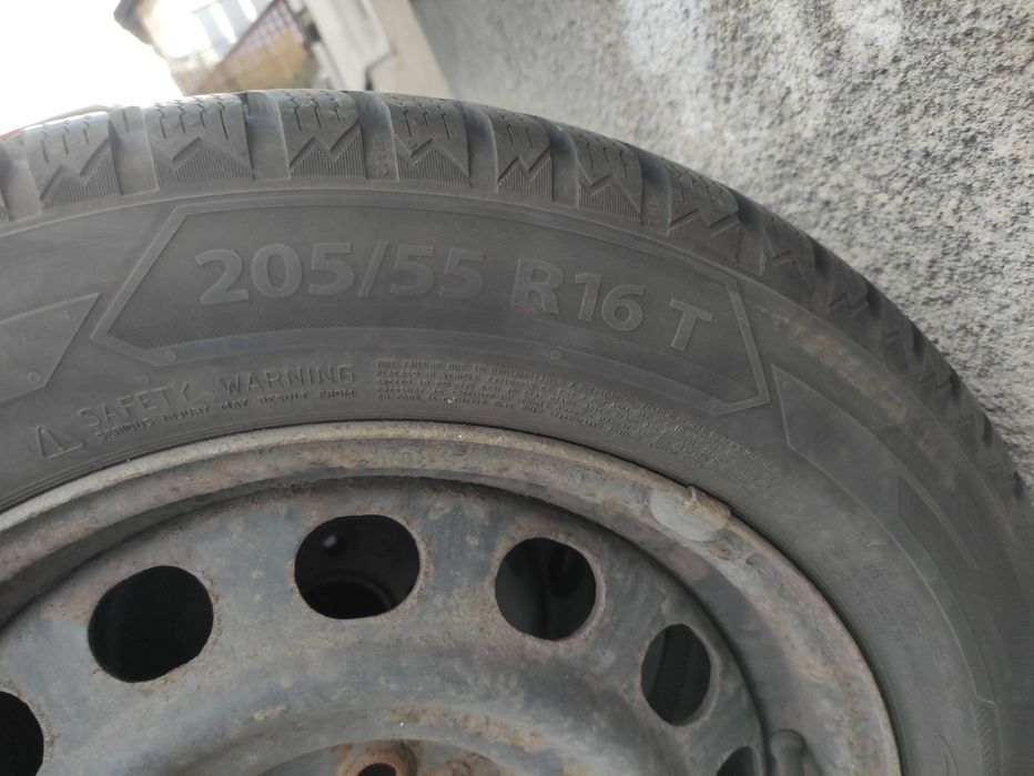 4 szt. Opony 205/55 R16 BARUM POLARIS 6 używane 1 sezon (felgi gratis)