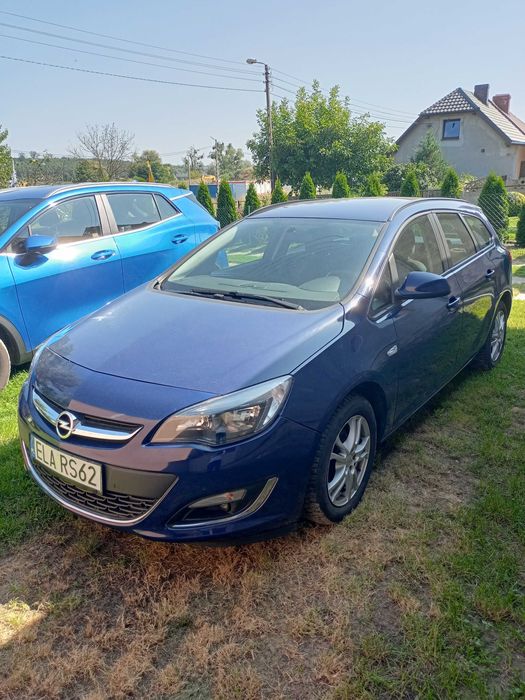 Sprzedam Opel Astra J 1,6 LPG 2015r.