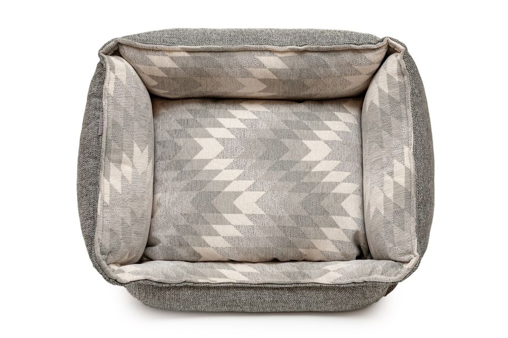 Подушка для животных. Любимые кошки и собаки.