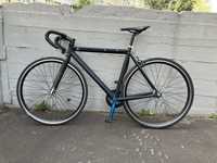 Rower singlespeed fixie ostre kolo torowy