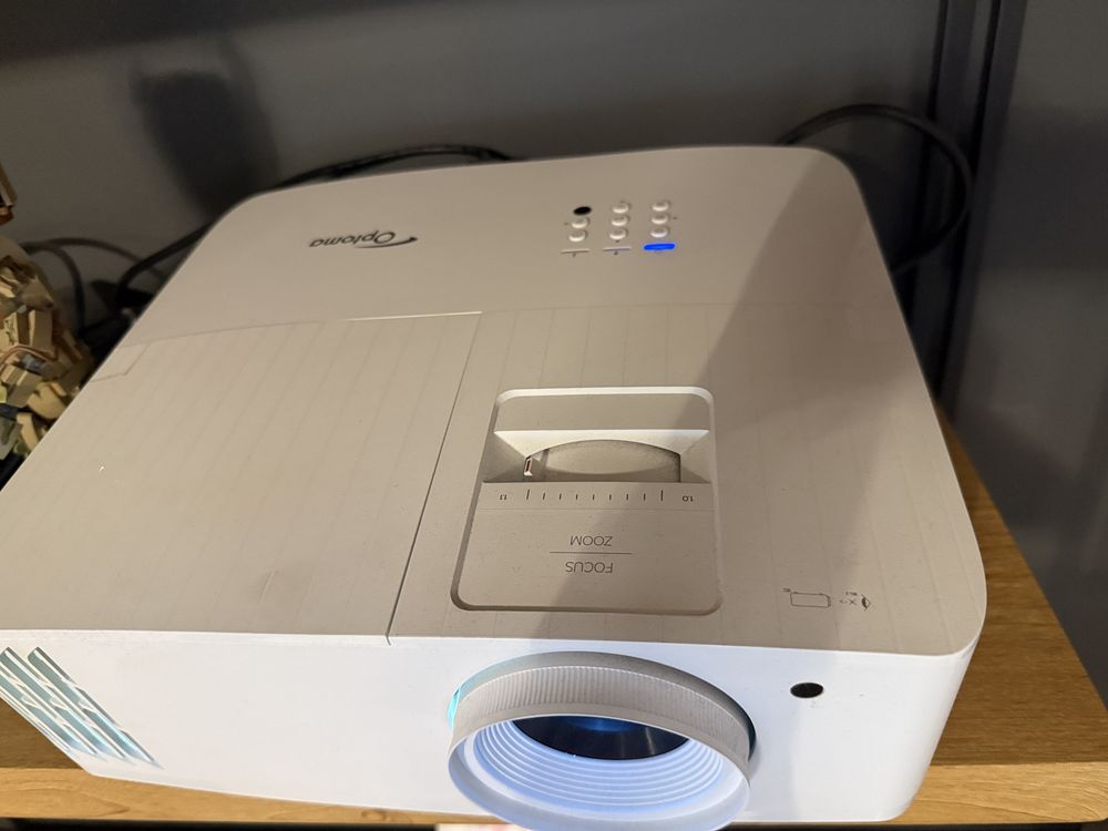Optoma UHD35 -Projektor do gier i rozrywki 4K UHD