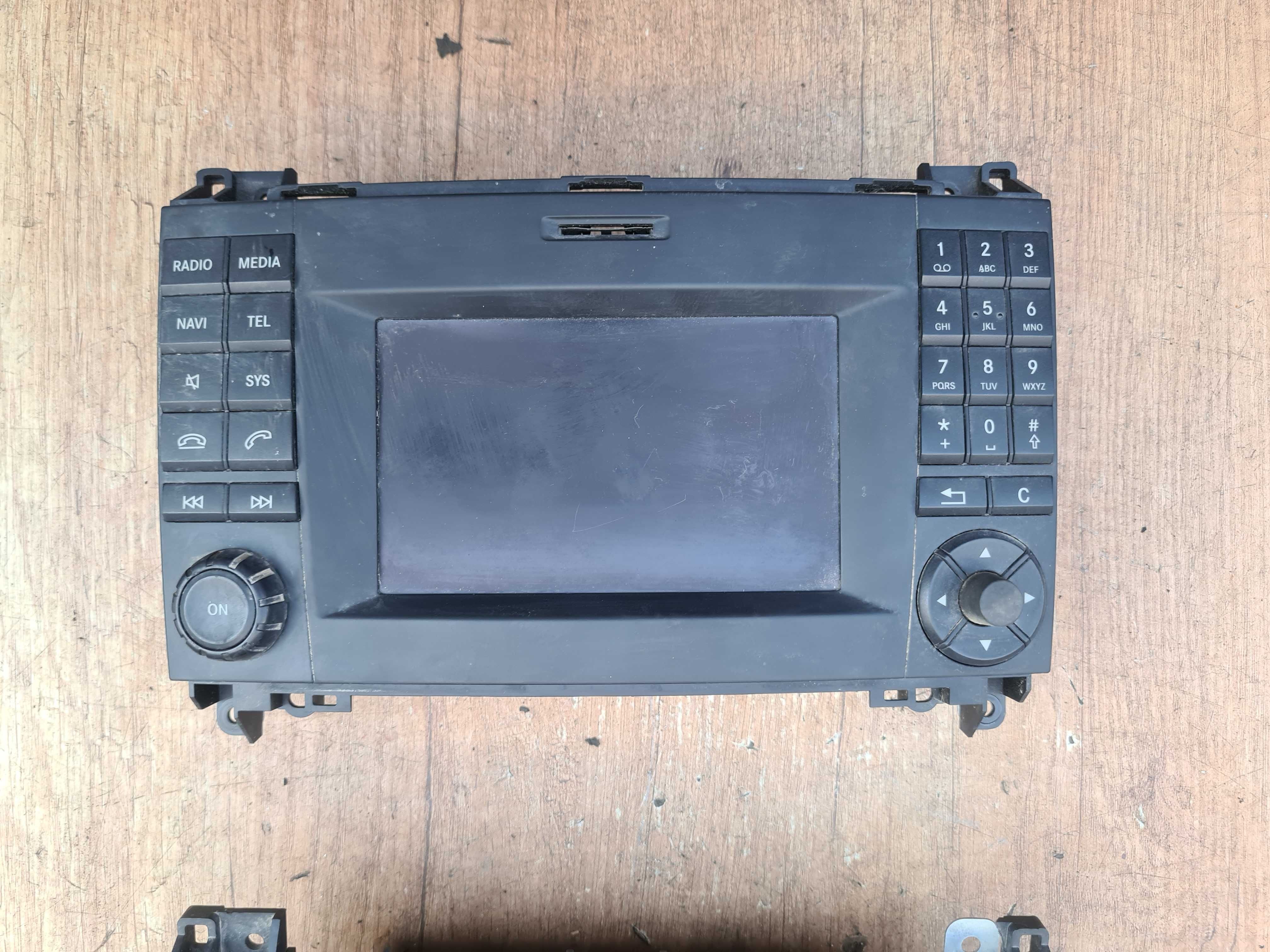 Mercedes V Klasa W447 radio nawigacja ekran wyświetlacz Vito 447