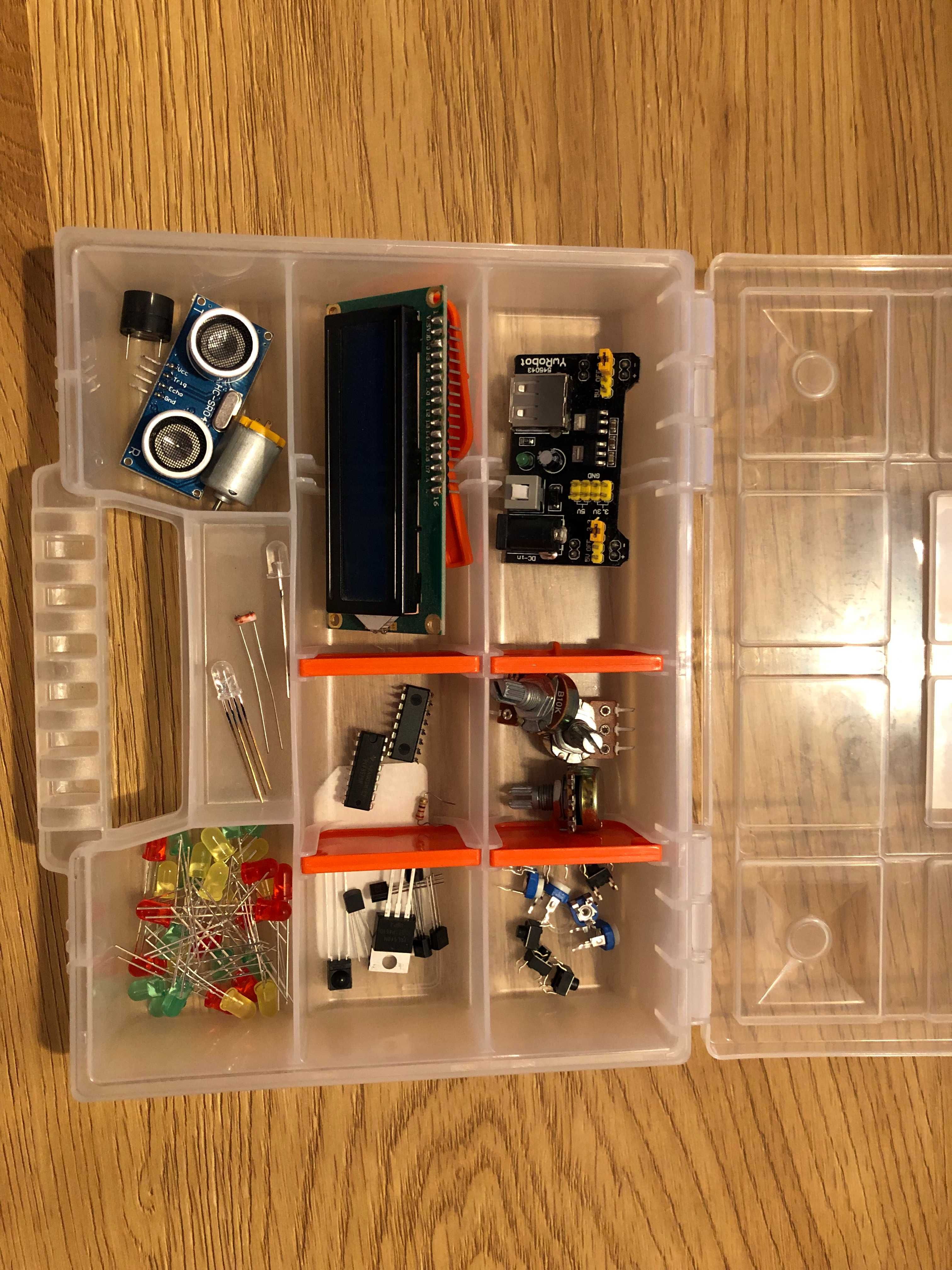 Oryginalne Arduino MEGA 2560 plus akcesoria