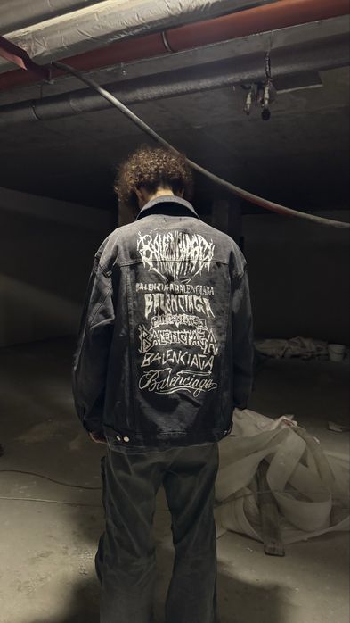 Джинсова куртка balenciaga