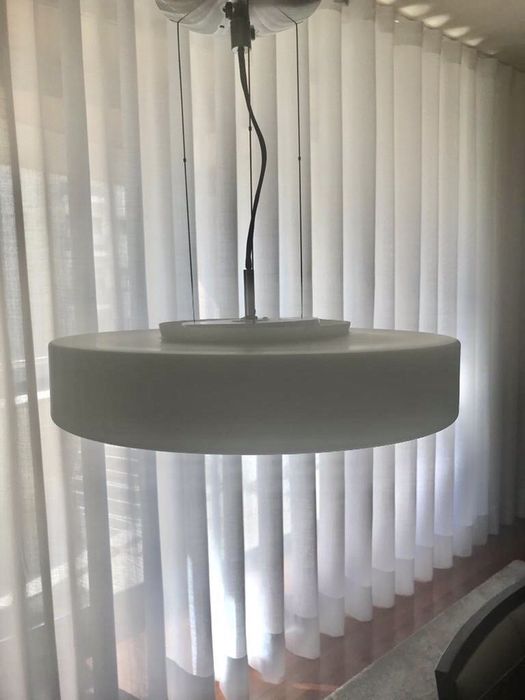 Candeeiro de teto marca Milan da Alfilux