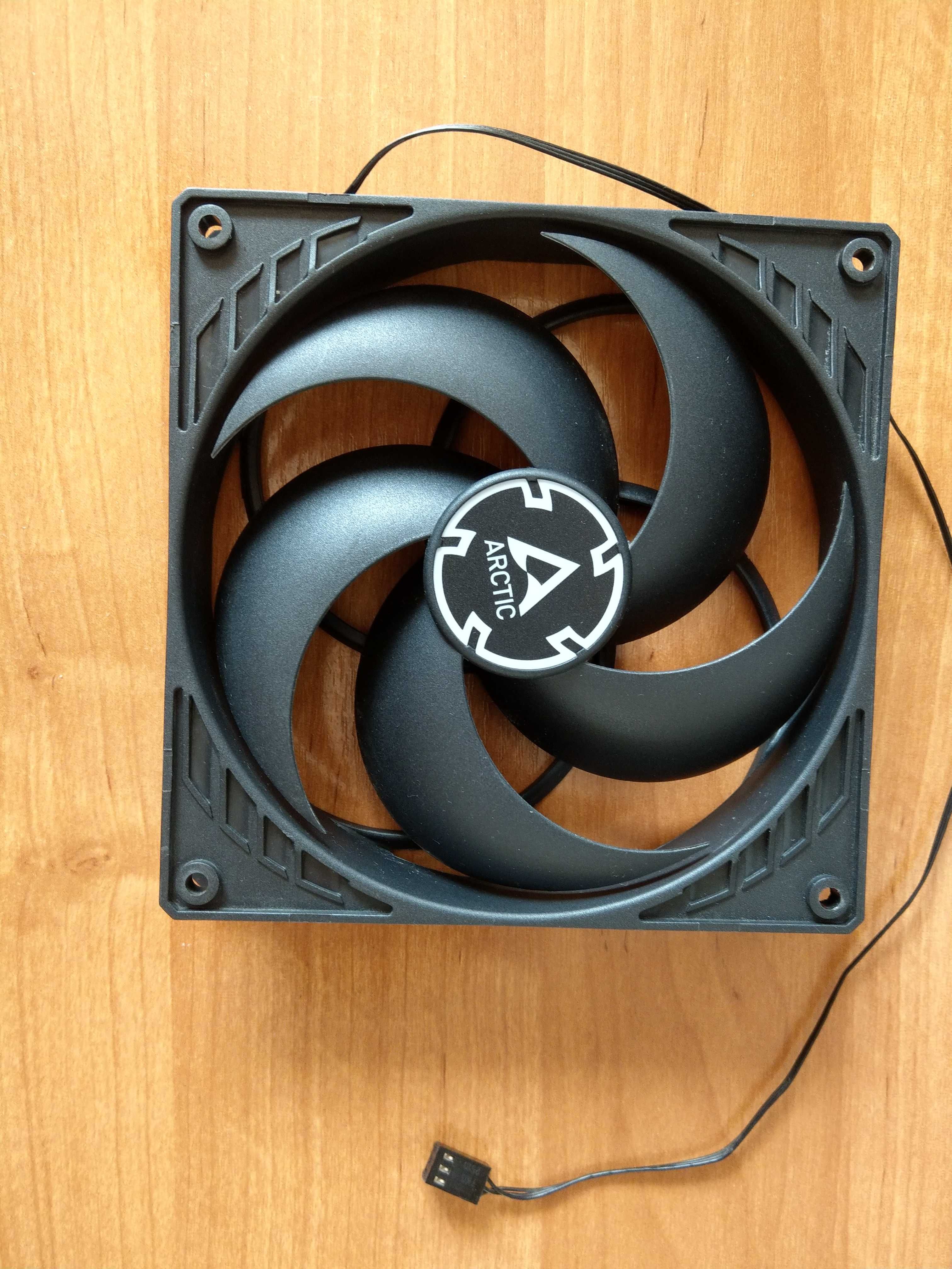 wentylator Arctic P14 140mm