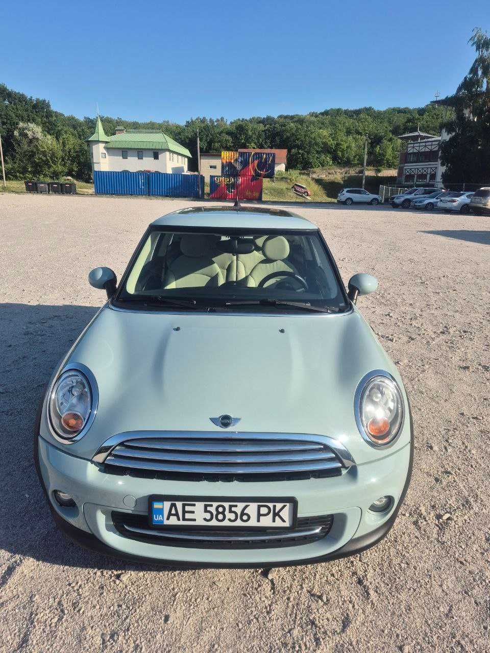 Продам MINI Cooper 2011 рік.