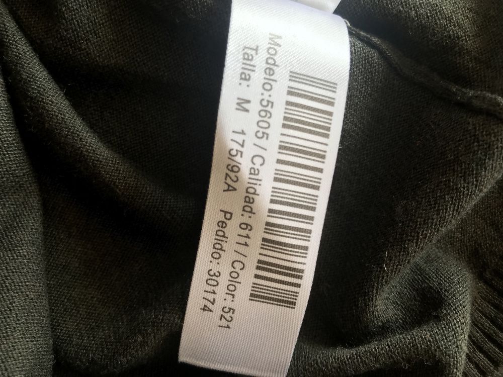 Sweter damski w serek Massimo Dutti M