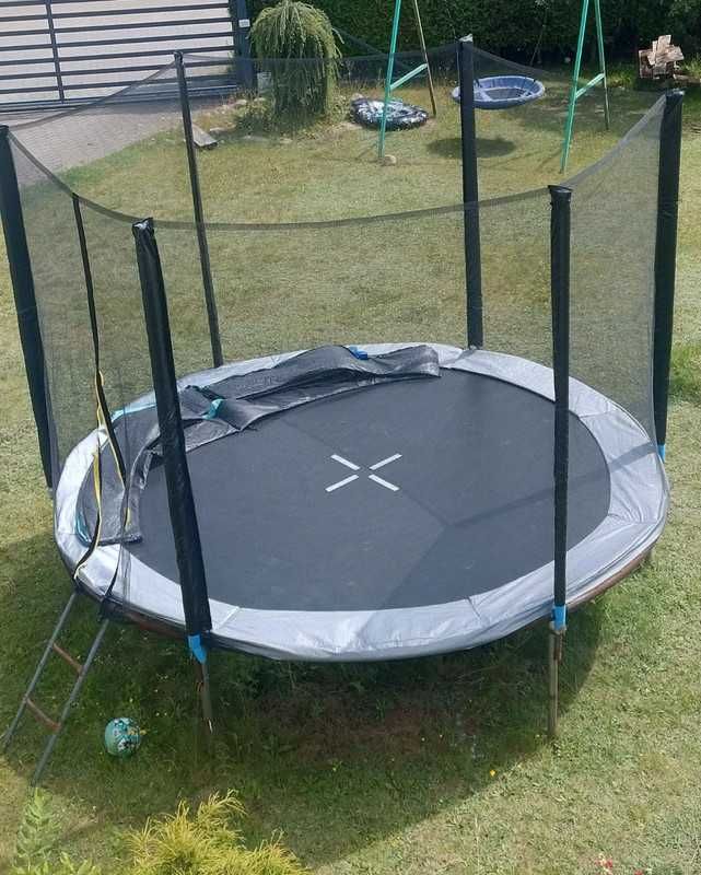 Osłona sprężyn do trampoliny 3m - nowa